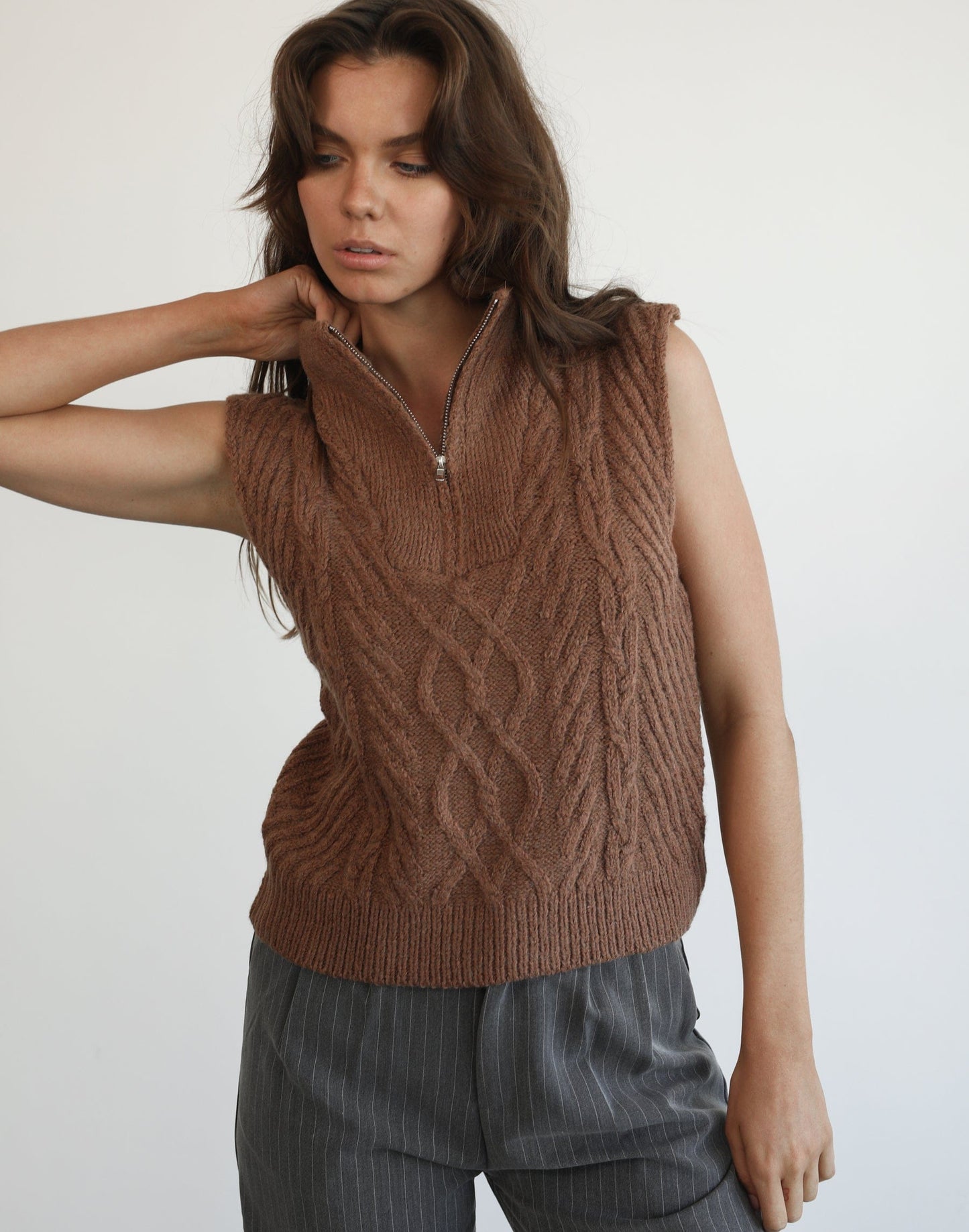Carly Vest (Almond)